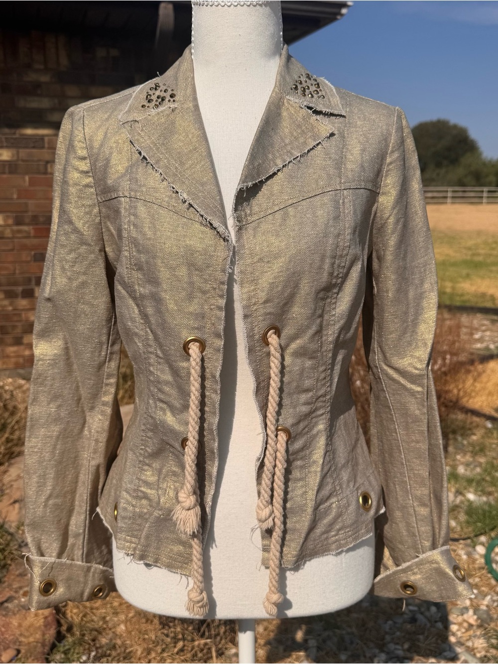 Alberto Makali Metallic Beige Drawstring Blazer (Gold) Size 4, Cotton/Linen